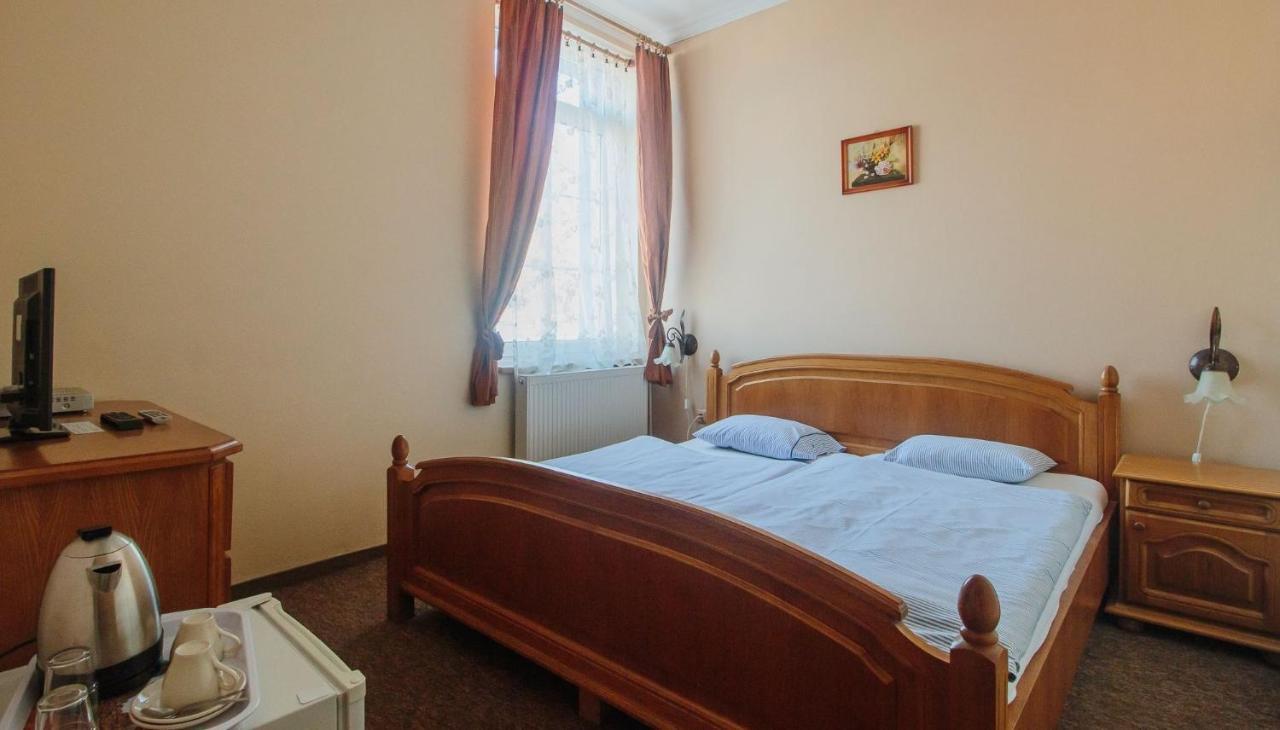 Penzion Exclusive Trenčín エクステリア 写真